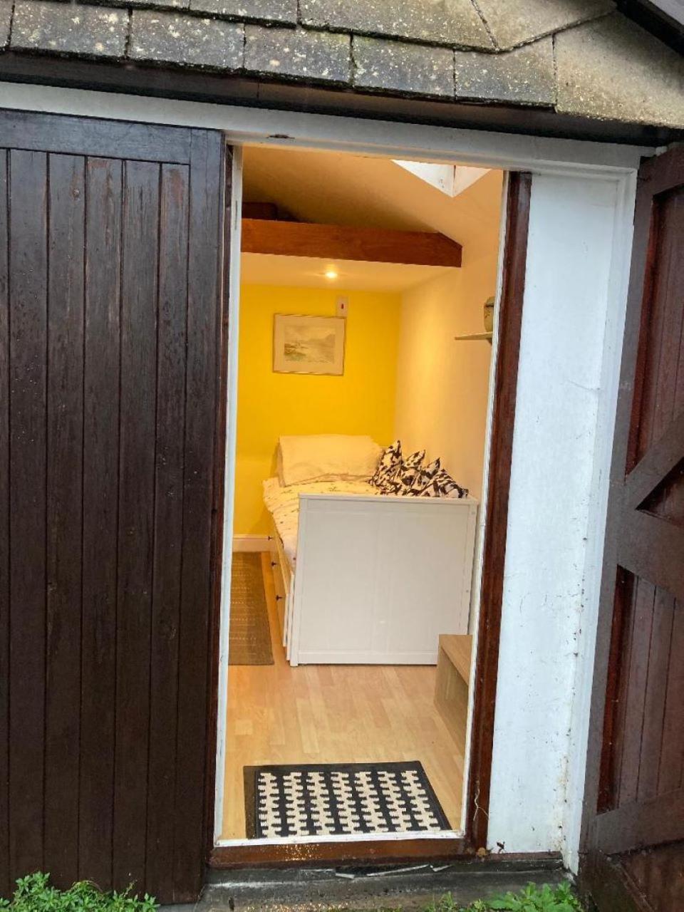 Studio Annexe With Separate Shower Room Broadhempston Luaran gambar
